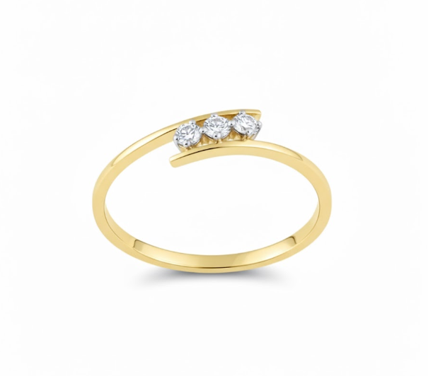 Divienne’s Triara Natural Diamond Ring