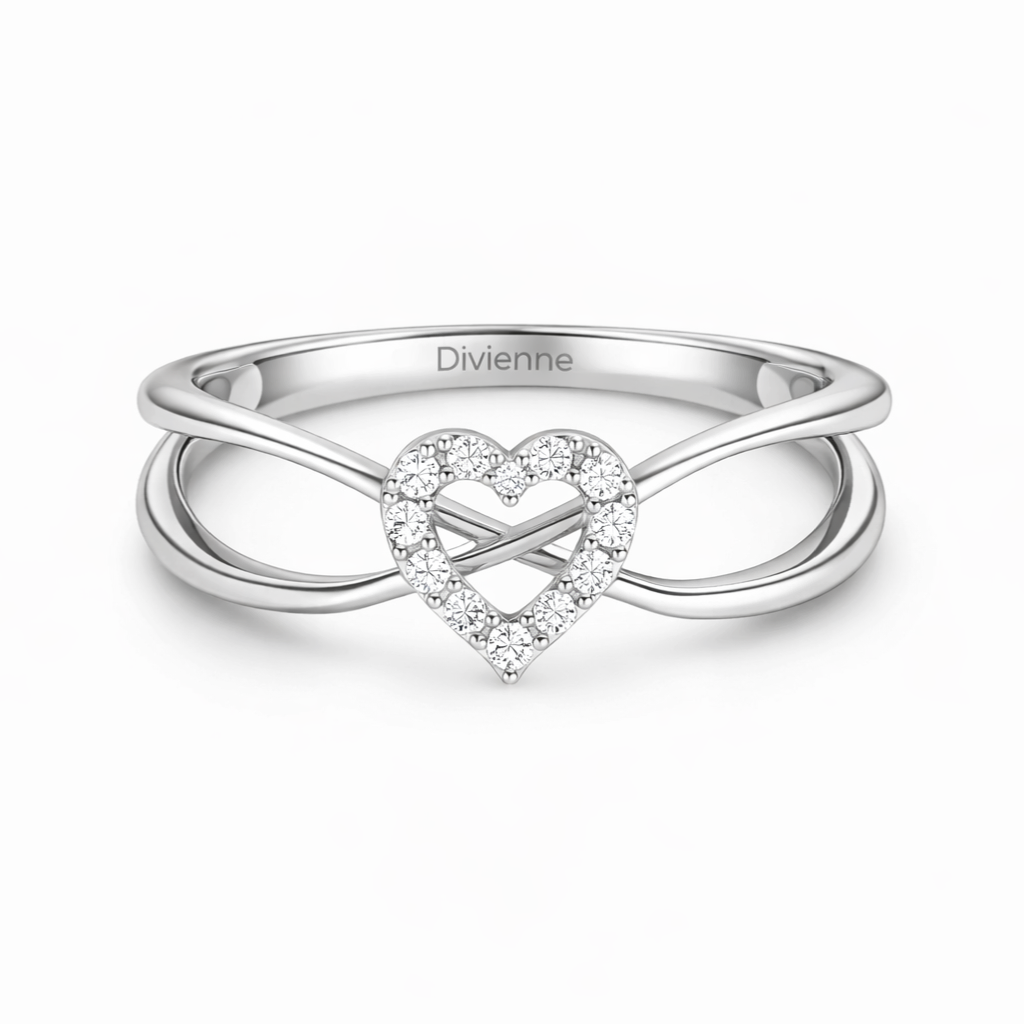 Divienne’s Classic Heart Natural Diamond Ring