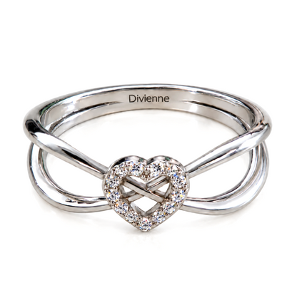 Divienne’s Classic Heart Natural Diamond Ring