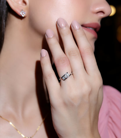 Divienne's Triara Natural Diamond Ring (Silver)